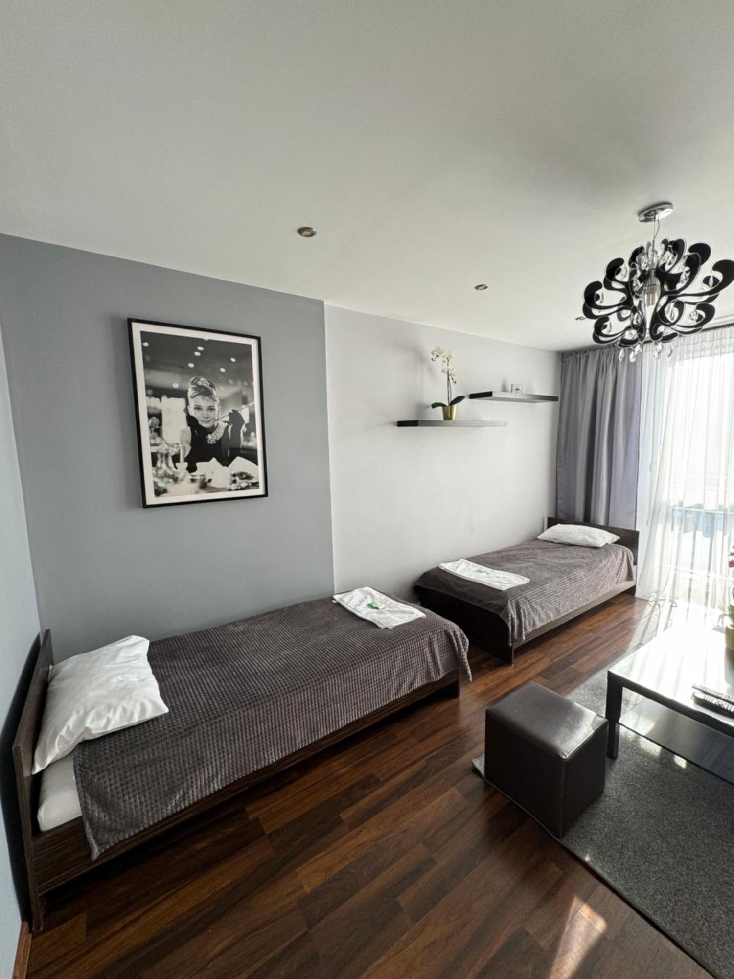 Apartament Sandra เคียลเซ ภายนอก รูปภาพ