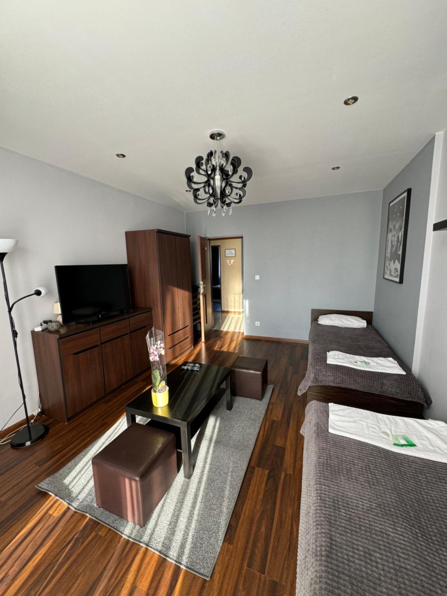 Apartament Sandra เคียลเซ ภายนอก รูปภาพ
